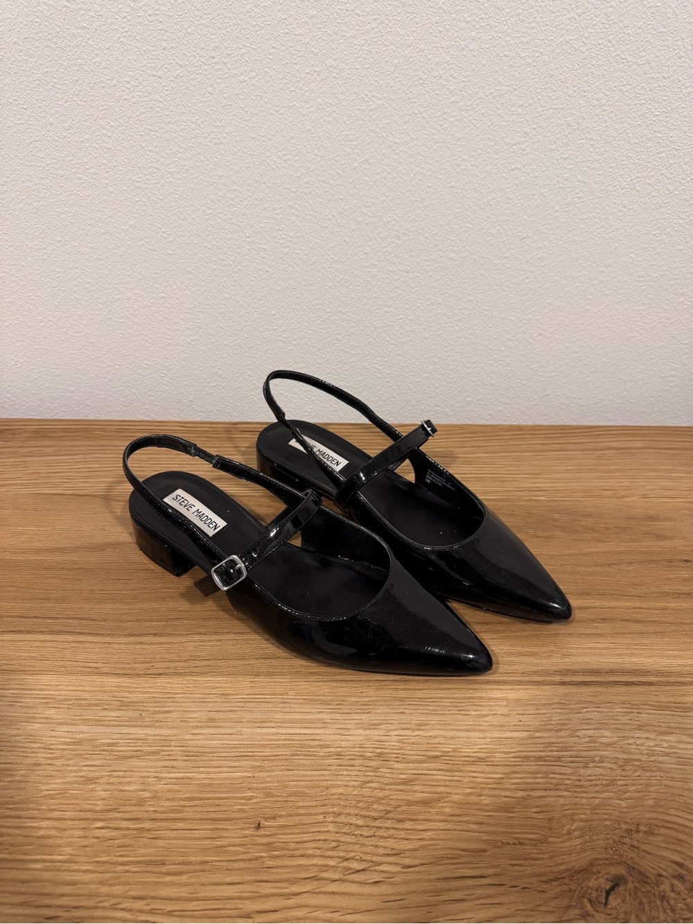 Steve Madden Black Patent Pointed-Toe Slingback Mules